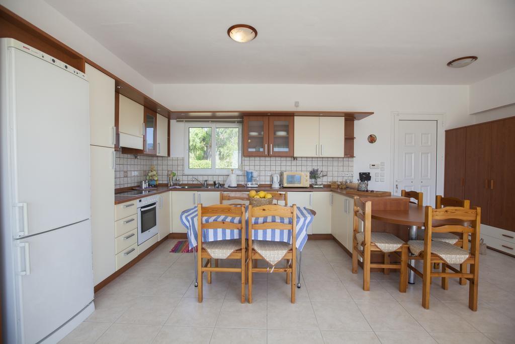 Kamiros Apartment Kalavarda Luaran gambar